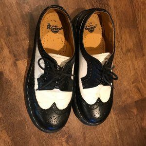 Dr Martin Saddle Shoe